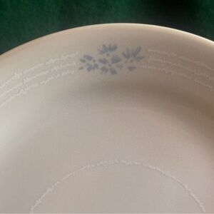 Set of 3 Corelle Lace Bouquet Dessert/Bread Plates